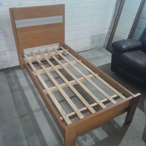 Cama de 1 Plaza Moderna Desarmable - imagen 2
