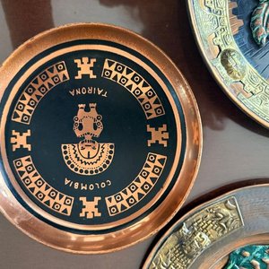 Conjunto de Artículos Decorativos de Perú y Colombia - imagen 9