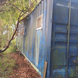 Lote anterior: Contenedor Metálico Azul y Estructura Metálica con Puerta y Ventana