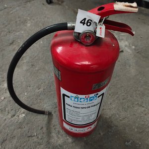 Lote anterior: Extintor Portátil Rojo Grauser con Manguera y Manómetro