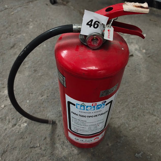 Extintor Portátil Rojo Grauser con Manguera y Manómetro