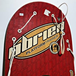 Tabla de Agua O'Brien Platform Trainer Roja con Cuerdas - imagen 3