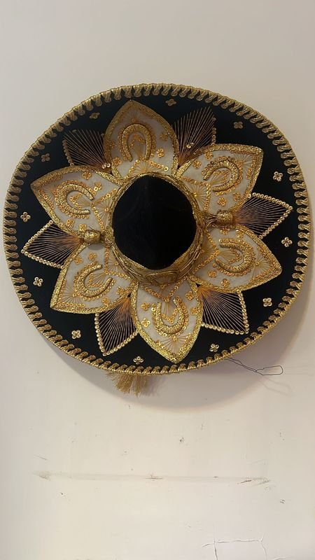 Lote siguiente: Sombrero Mexicano de Mariachis