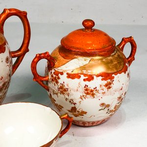 Juego de Porcelana Oriental: Tetera, Azucarero y Taza - imagen 4