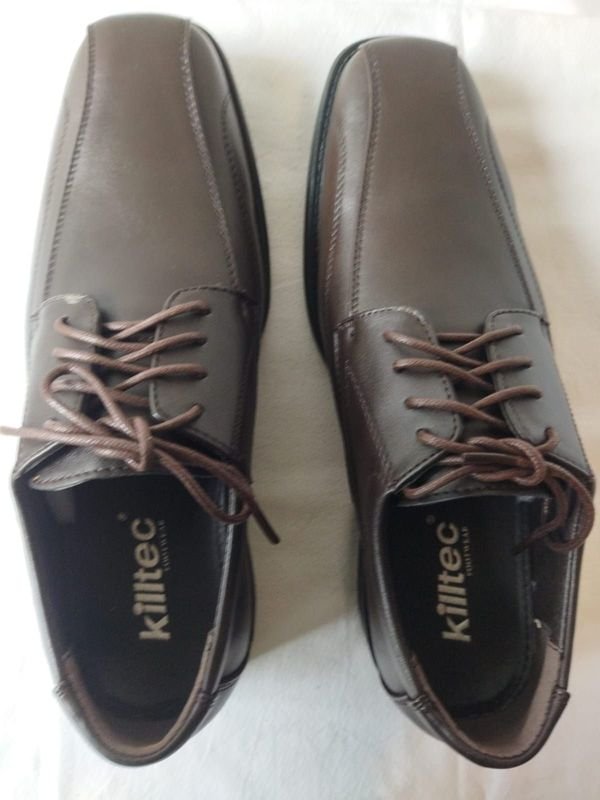 Lote siguiente: Zapatos Marrones Kiltec Nuevos en Caja