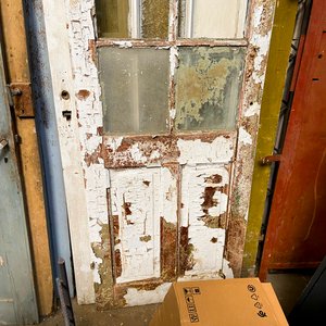 Seis Hojas de Puerta Interior de Madera y Vidrio con Detalles y Faltantes - imagen 6