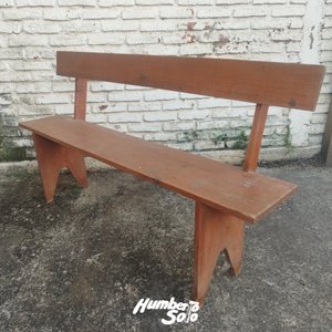 Lote siguiente: Banco rústico madera pino