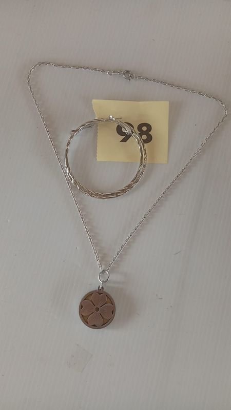Cadena de plata con dje y juego de caravanas - imagen 2