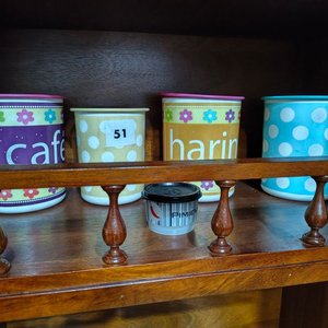 Lote siguiente: Set de 5 Recipientes Plásticos Decorados para Cocina