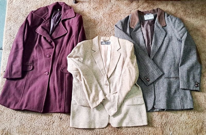 Lote anterior: Trajes de lana en buen estado