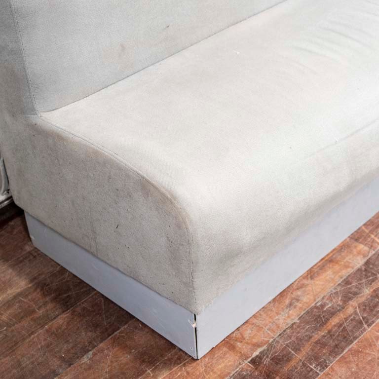 Sofá de varios cuerpos con base de madera para decorar tu hogar - imagen 2