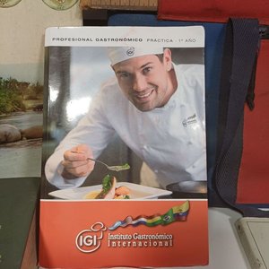 Lote de 13 Libros, Tabla de Dibujo con Regla y Estuche - imagen 7