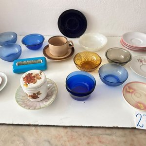 Lote de Tazas y Platillos Variados - imagen 1