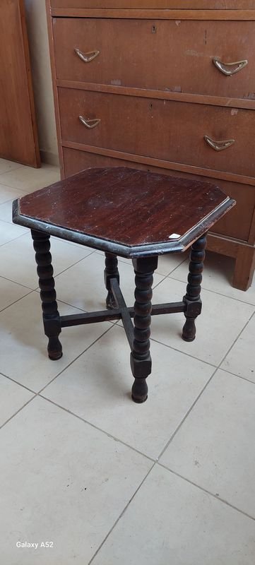 Banqueta estilo jacobina de madera - imagen 2