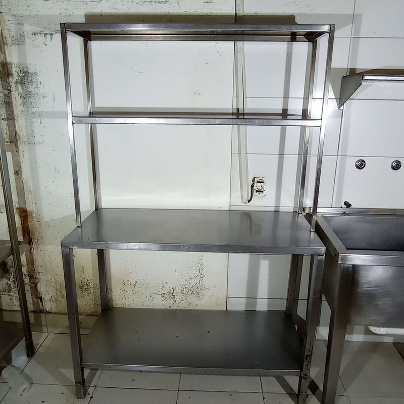 Lote siguiente: Estantería de acero inoxidable para cocina