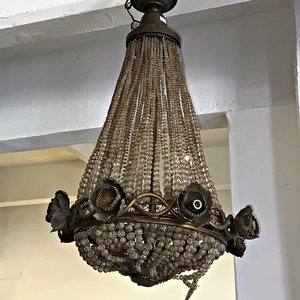 Araña Francesa de Bronce y Cristal con Ocho Luces - imagen 1