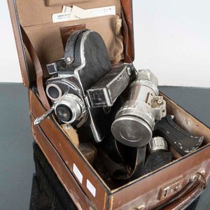 Filmadora Paillard Bolex Vintage con Estuche de Cuero - imagen 2