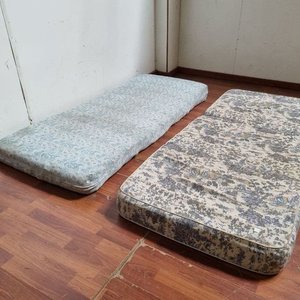 Juego de 2 Colchones de 1 Plaza con Diseños Estampados - imagen 2