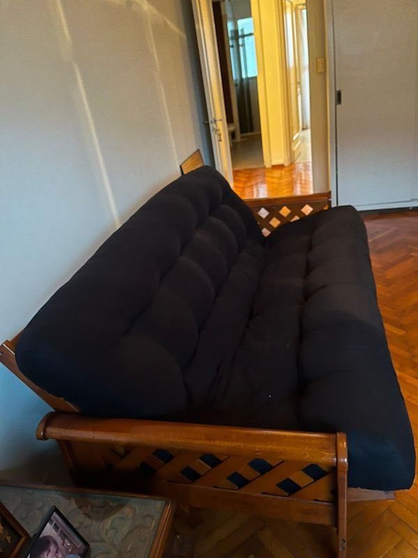 Sillón de Madera de Tres Cuerpos con Almohadones