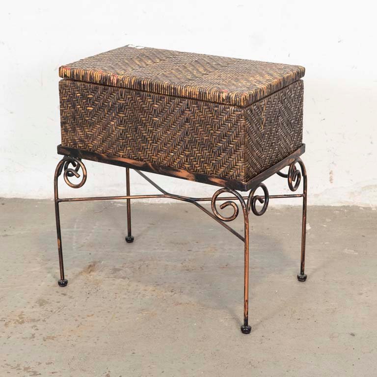 Item 2101997 - Image 0