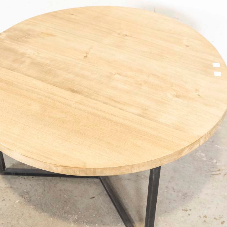 Mesa de living circular con tapa de madera y base de hierro - imagen 2