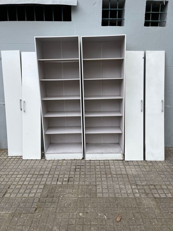2 Muebles Multiusos Blancos en MDF con Puertas y Estantes - imagen 1