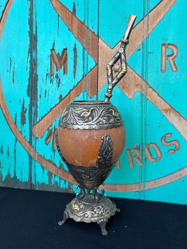 Mate y bombilla de la primera época de Martínez Hnos. - imagen 19