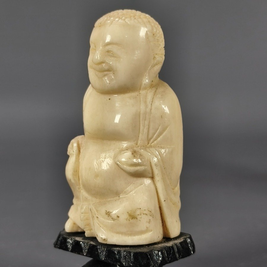Figuras orientales talladas en marfil - imagen 5