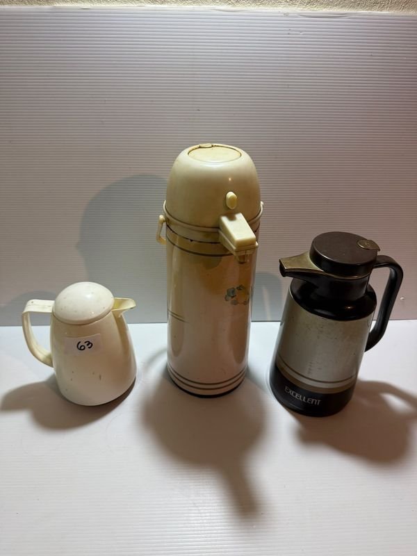 Lote de 3 termos para café de diferentes tamaños