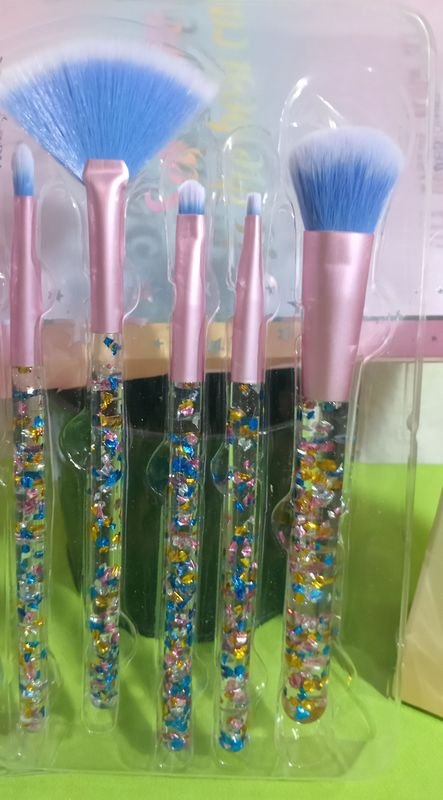 Conjunto de pinceles para maquillaje y perfume de mujer - imagen 3