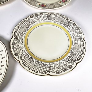 Cuatro Platos de Loza Inglesa "Cresta" y "Wood's Ivory Ware" con Decoración Floral y Bordes Dorados - imagen 7