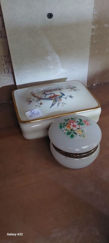 Item 876948 - Image 0