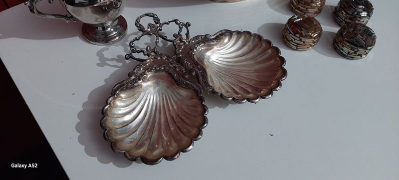 Lote de adornos metálicos variados - imagen 7