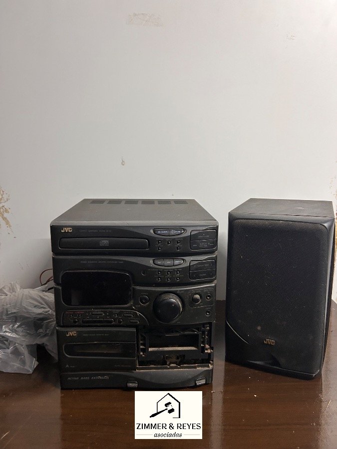Equipo de Sonido JVC con Parlante