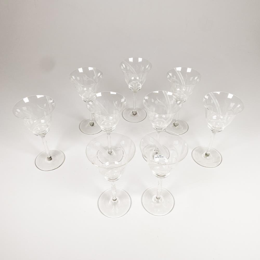 Nueve Copas de Cristal Hialino Tallado