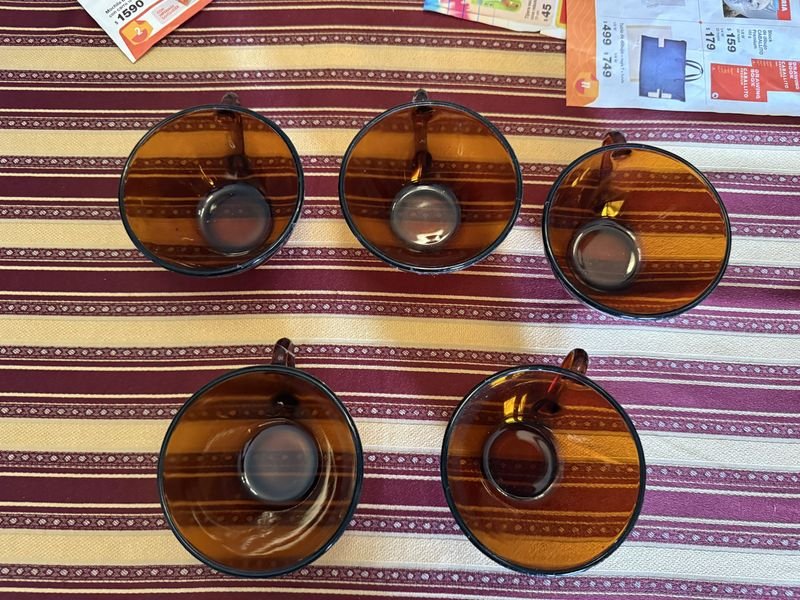 Juego de 5 Tazas Ambar Diseño Clásico