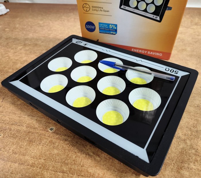 Lote anterior: Foco LED para exterior de alta calidad