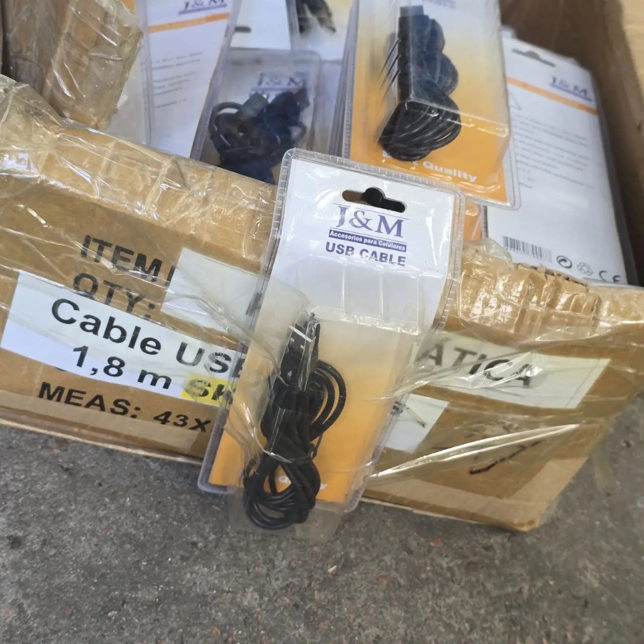 Cables USB en paquetes de 34 unidades - imagen 3
