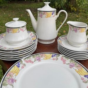 1 juego de 4 platillos y 4 tazas origen China - imagen 3
