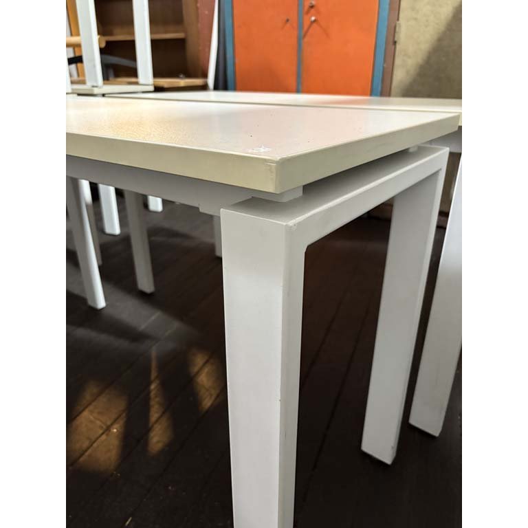 Item 2104709 - Image 1