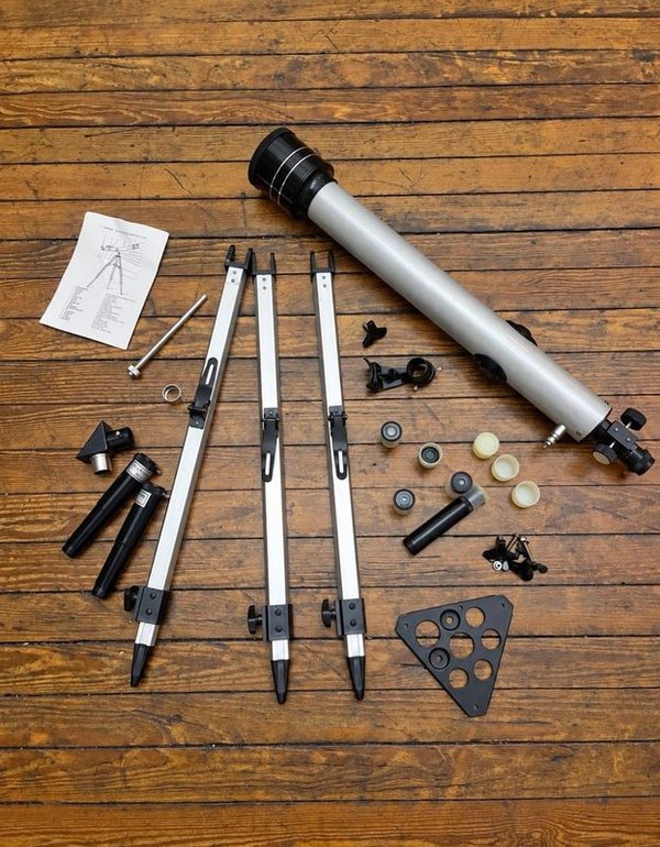 Telescopio de Gran Tamaño con Accesorios y Trípode - imagen 1