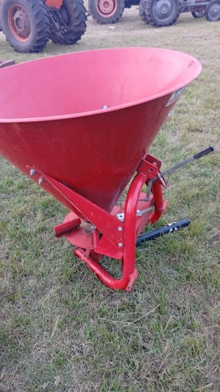 Abonadora Centrifuga para Agricultura - imagen 2