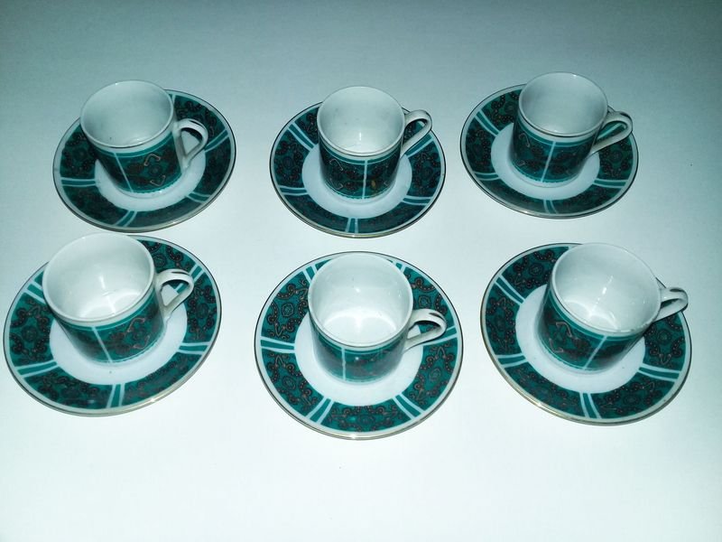 Juego de té con 6 vasos y platos geométricos - imagen 3