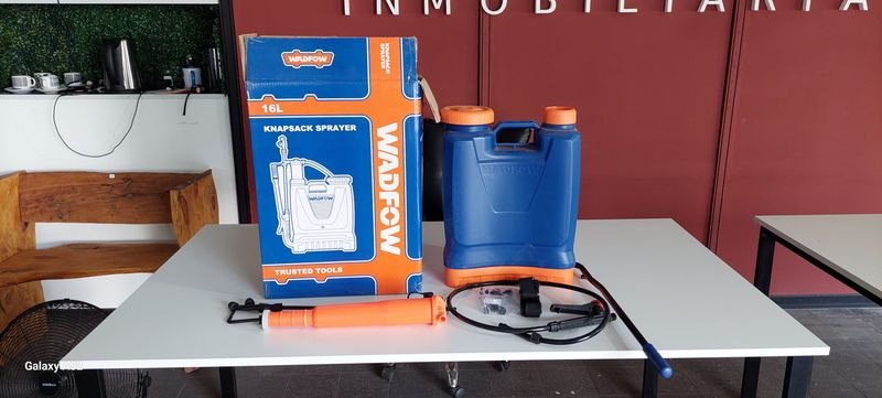 Lote anterior: Mochila de fumigar Wadpack con mango naranja