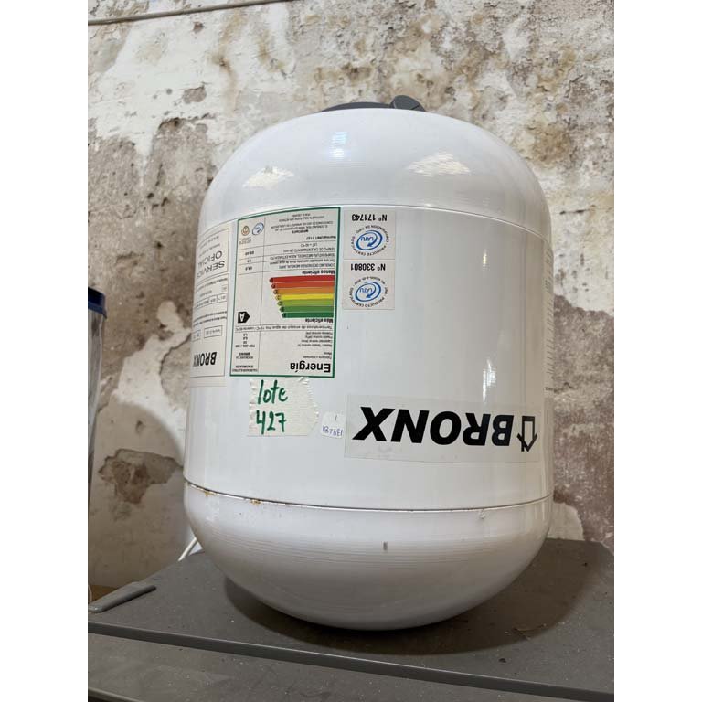 Item 2102436 - Image 0