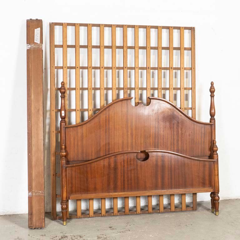 Cama Inglesa de Dos Plazas en Madera