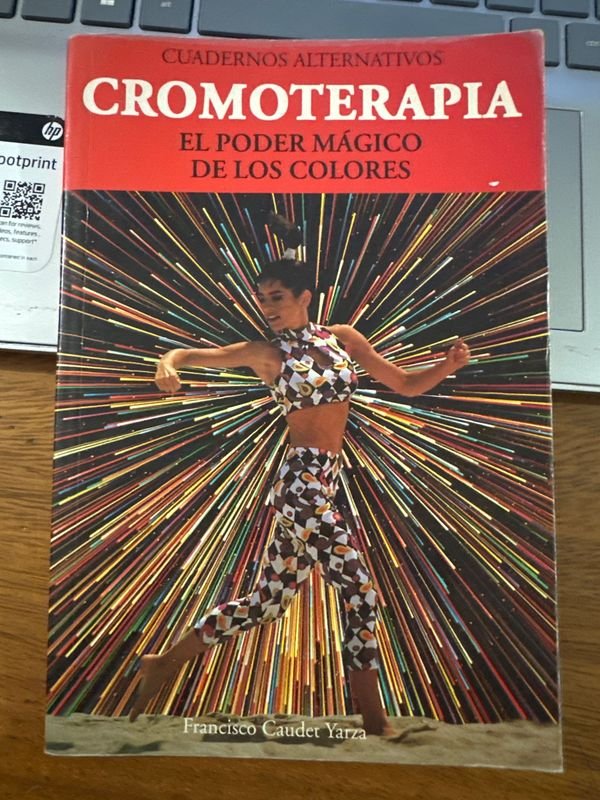 Libro Cromoterapia: El Poder Mágico de los Colores por Francisco Caudet Yarza