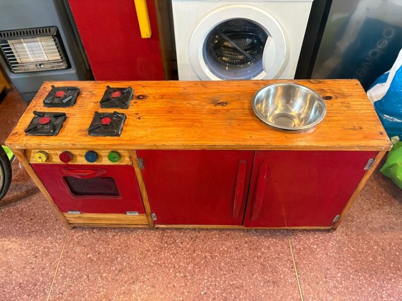 Lote anterior: Juego infantil de madera bajo mesada