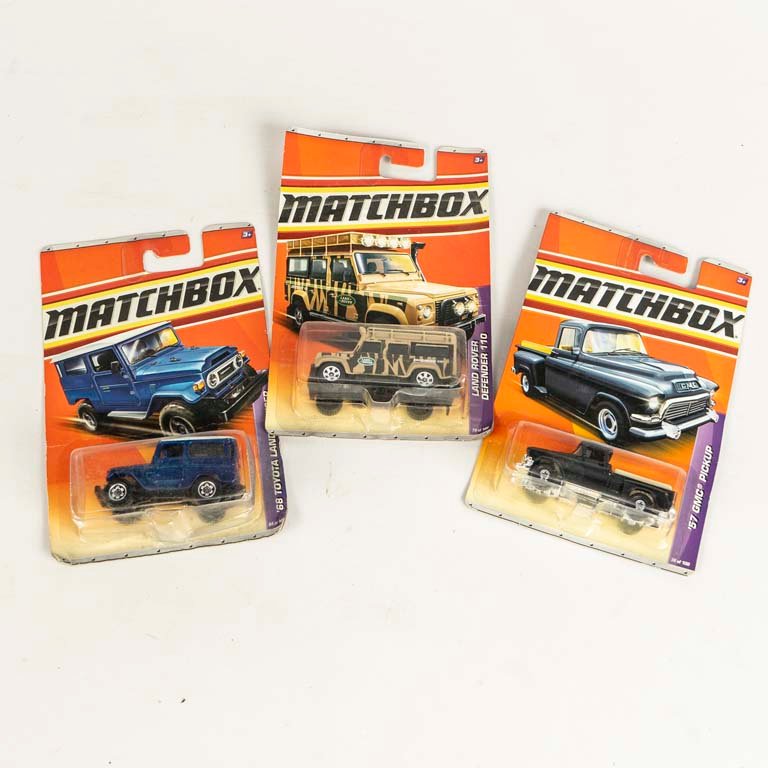 3 autos colección Matchbox en su blister original
