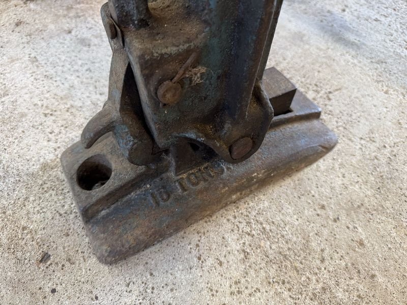 Item 877675 - Image 1